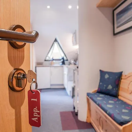 Alpin Maurer * לאנגנפלד